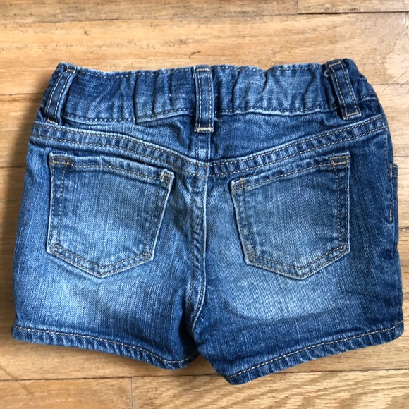 Baby Gap denim shorts - Picture 3 of 3